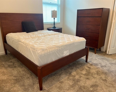 6488 Needle Way - Photo Thumbnail 5