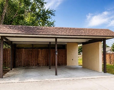 2203 Silver Pines Place - Photo Thumbnail 13
