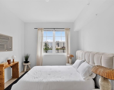 5579 Millenia Park Boulevard - Photo Thumbnail 4