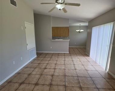 106 Herring Lane - Photo Thumbnail 7