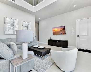 7740 Sandy Ridge Drive - Photo Thumbnail 6