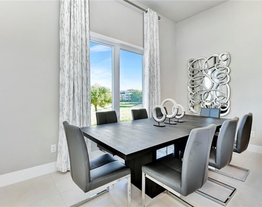 7740 Sandy Ridge Drive - Photo Thumbnail 14
