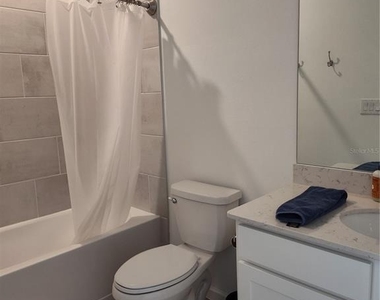 1632 Nw 44th Court Road - Photo Thumbnail 12