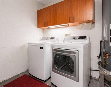 1705 Circe Lake Court - Photo Thumbnail 15