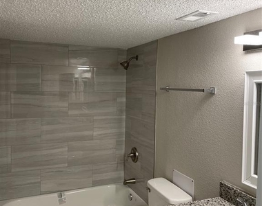 3764 Idlebrook Circle - Photo Thumbnail 14