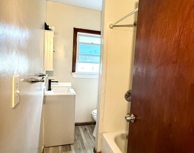 1321 Monsey Avenue - Photo Thumbnail 6