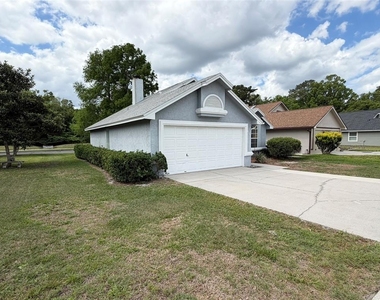 625 Remington Oak Drive - Photo Thumbnail 1