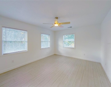 2827 Sanctuary Lane - Photo Thumbnail 38