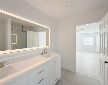 2827 Sanctuary Lane - Photo Thumbnail 46