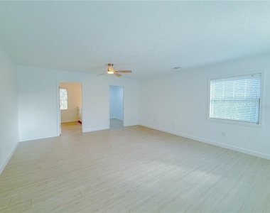 2827 Sanctuary Lane - Photo Thumbnail 39