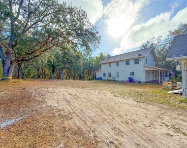 2827 Sanctuary Lane - Photo Thumbnail 4