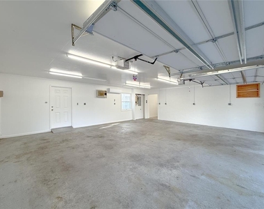 2827 Sanctuary Lane - Photo Thumbnail 54