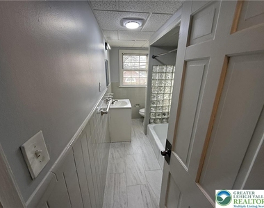 10 N 17th - Photo Thumbnail 11