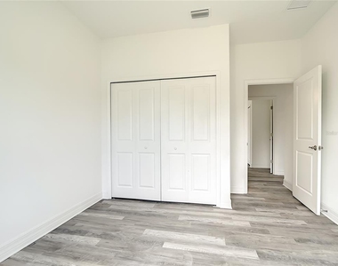 14210 Luxo Avenue - Photo Thumbnail 11