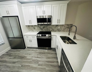 3005 Wainwright Court - Photo Thumbnail 1