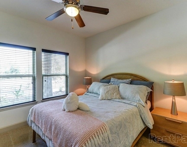 1688 Celebration Boulevard - Photo Thumbnail 16