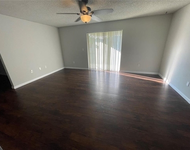 525 Conway Road - Photo Thumbnail 1