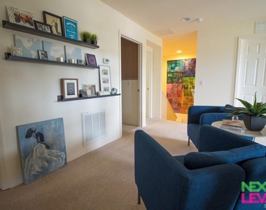3809 Mt Vernon Way - Photo Thumbnail 14