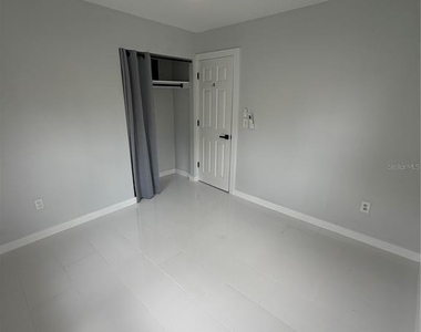 1427 Asher Lane - Photo Thumbnail 14