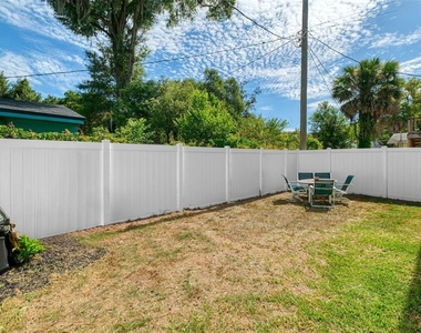 1427 Asher Lane - Photo Thumbnail 19