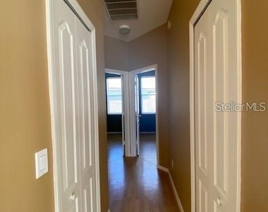 4905 Alavista Drive - Photo Thumbnail 4