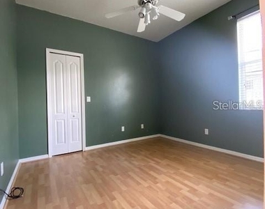 4905 Alavista Drive - Photo Thumbnail 5
