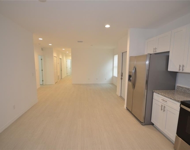 3306 Bassie Court - Photo Thumbnail 13