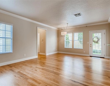 730 Oak Shadows Road - Photo Thumbnail 3