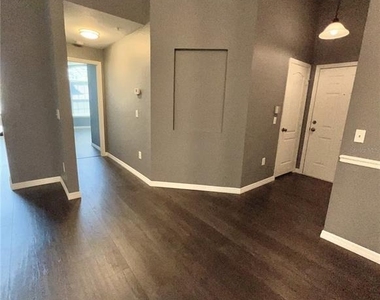 3361 S Kirkman Road - Photo Thumbnail 10