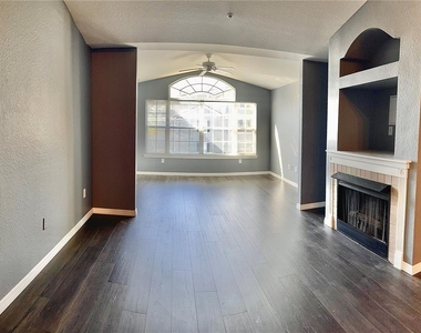 3361 S Kirkman Road - Photo Thumbnail 5