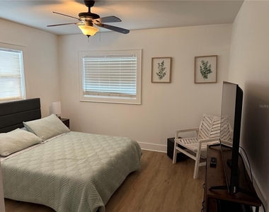 1243 Dingens Avenue - Photo Thumbnail 12