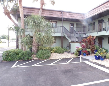 1258 Barbara Drive - Photo Thumbnail 10