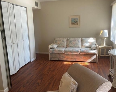 622 Bird Bay Drive S - Photo Thumbnail 4