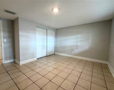 10022 E Wilder Avenue - Photo Thumbnail 6