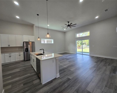 6548 Nw 109th Place - Photo Thumbnail 1