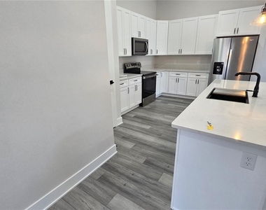 6548 Nw 109th Place - Photo Thumbnail 7