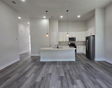 6548 Nw 109th Place - Photo Thumbnail 2