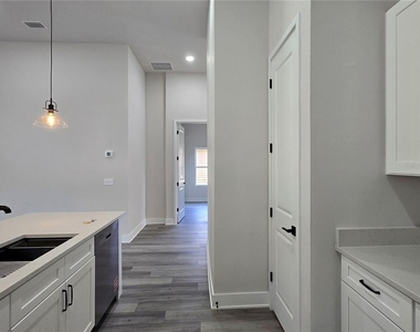 6548 Nw 109th Place - Photo Thumbnail 11