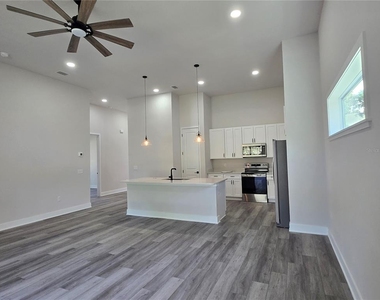 6548 Nw 109th Place - Photo Thumbnail 3