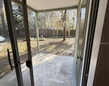 615 Sw 11th Lane - Photo Thumbnail 4