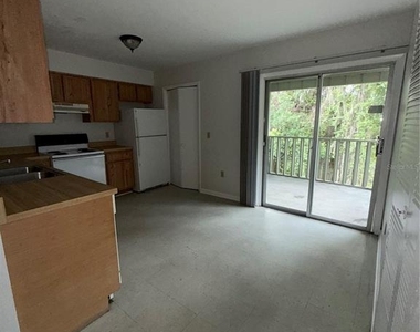 615 Sw 11th Lane - Photo Thumbnail 3