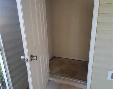 4316 Nw 48th - Photo Thumbnail 16