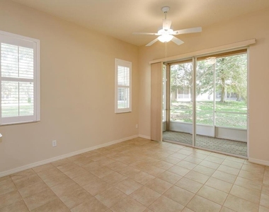 120 Crepe Myrtle Drive - Photo Thumbnail 6