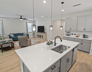 73 Moana Court - Photo Thumbnail 5