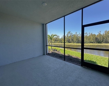 14231 Heritage Landing Boulevard - Photo Thumbnail 25