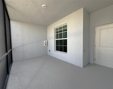 14231 Heritage Landing Boulevard - Photo Thumbnail 20