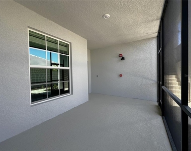 14231 Heritage Landing Boulevard - Photo Thumbnail 22