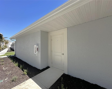 14231 Heritage Landing Boulevard - Photo Thumbnail 18
