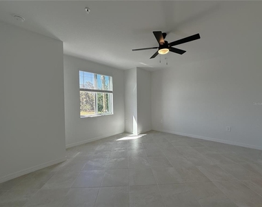 14231 Heritage Landing Boulevard - Photo Thumbnail 6