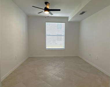 14231 Heritage Landing Boulevard - Photo Thumbnail 14